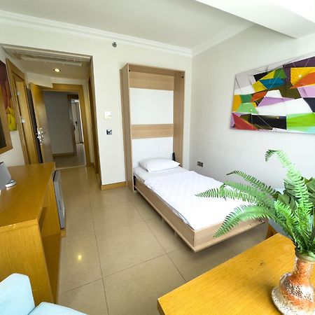Aurasia Design Hotel 말마리스 외부 사진